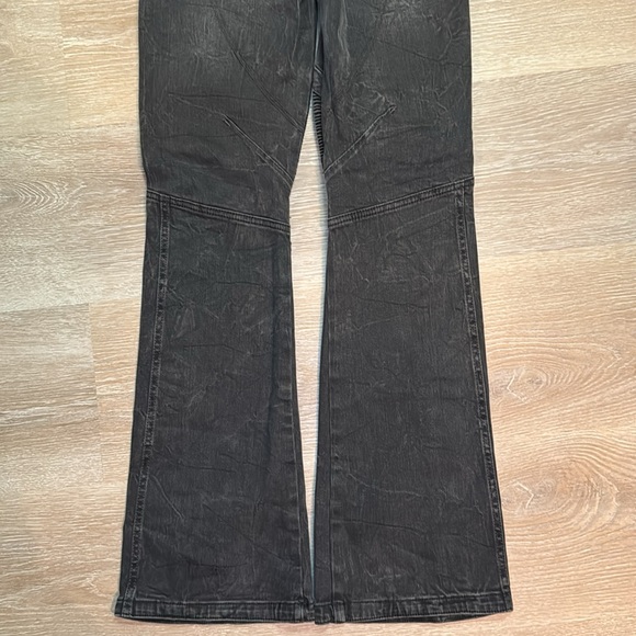 Free People We The Free Vector Moto Mid Rise Flare Jeans - size 24 - Picture 6 of 6